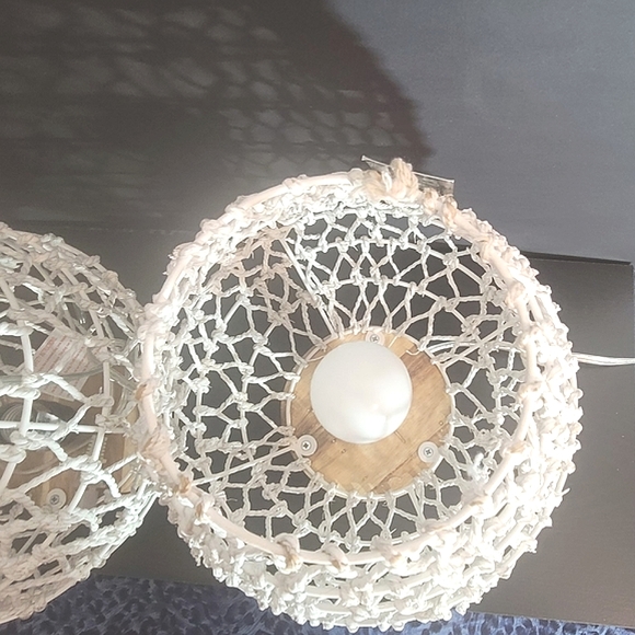 SET OF 2 OFF WHITE "VIETNAM" HANDWOVEN RATTAN BASKET & WOOD TABLE LAMPS - Picture 5 of 5